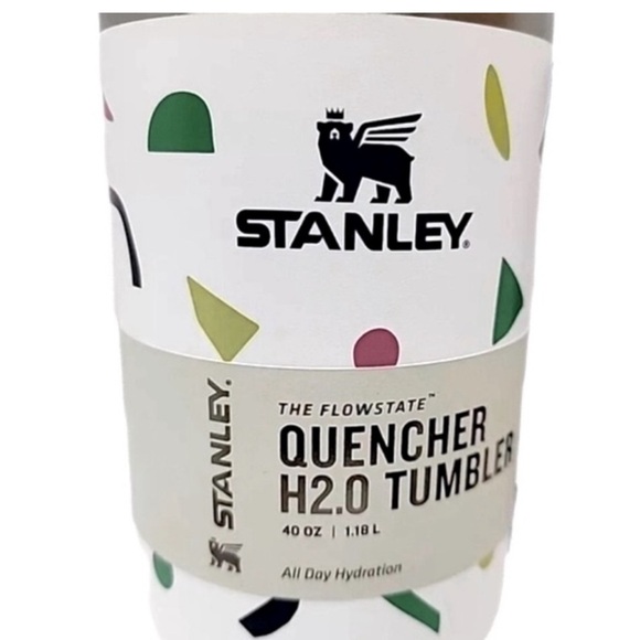 NWT Frost White Abstract Geos Stanley 40 oz Flowstate Tumbler with Clear Straw - Picture 6 of 9